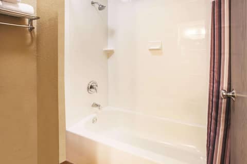 La Quinta Inn by Wyndham Indianapolis North — photo 7