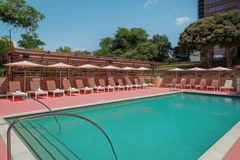 Renaissance Austin Downtown Hotel — photo 5