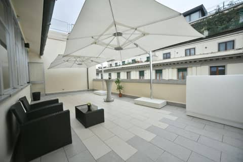 Garden Blue — balance & terrace