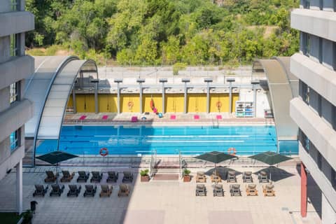 Madrid Airport Suites Affiliated by Meliá — recepcion & lobby