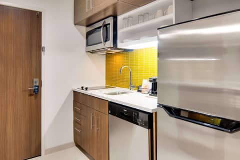 MainStay Suites Dallas Northwest - Irving — photo 4
