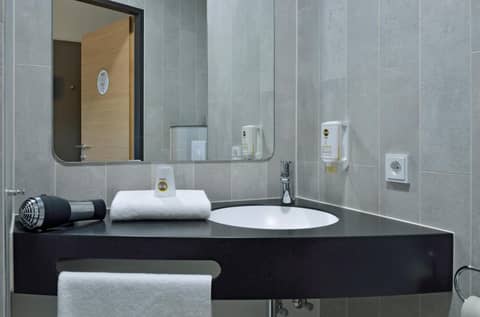 B&B Hotel Wien-Hbf — photo 2