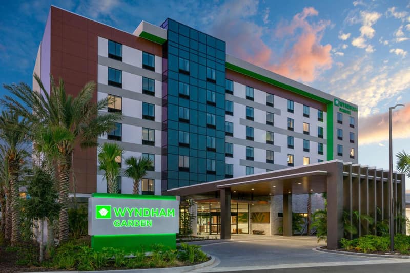 Wyndham Garden Orlando Universal / I Drive — building