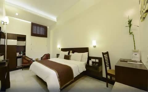Hotel Taj Resorts — hotel room