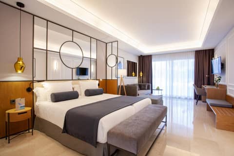 Grupotel Playa de Palma Suites & Spa — bedroom