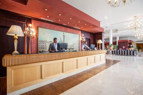 Grupotel Playa de Palma Suites & Spa — human