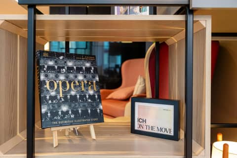 IntercityHotel Wien — other