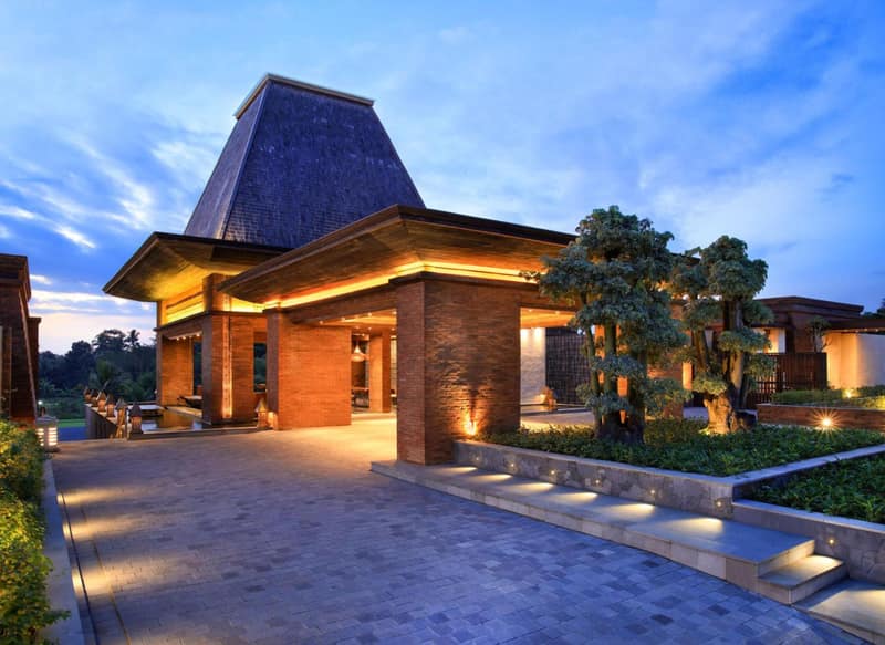 Garrya Bianti Yogyakarta — building