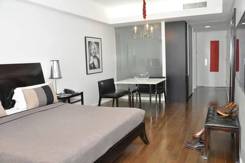 Broadway Hotel & Suites — photo 2