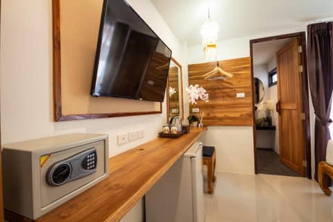 Anumat Premium Budget Hotel — photo 9