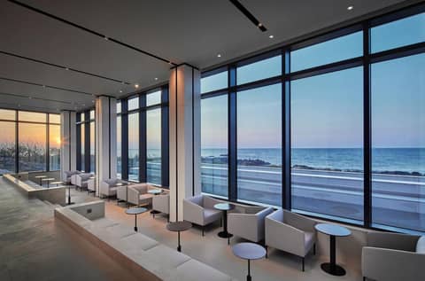 Shilla Stay Plus Iho Tewoo Ocean Front — photo 5
