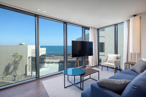 Shilla Stay Plus Iho Tewoo Ocean Front — photo 8