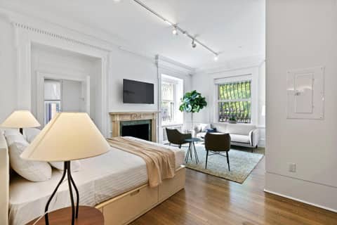 Placemakr Dupont Circle — photo 4