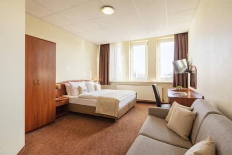 Hotel Hamburg Stadtzentrum — photo 2