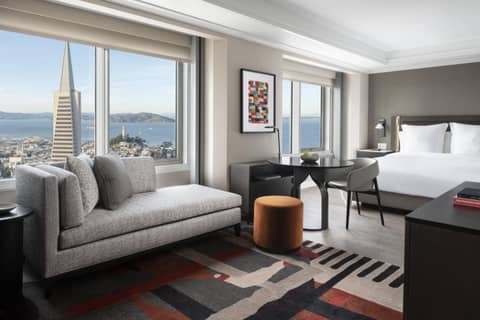 Four Seasons Hotel San Francisco at Embarcadero — hotel room