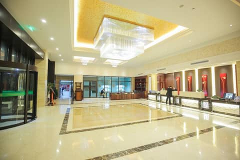 New Knight Royal Hotel — photo 2