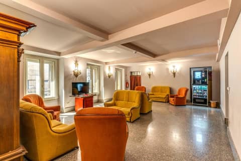 Madison Hotel — photo 8
