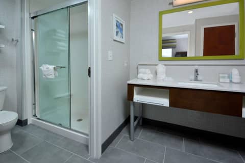 Hampton Inn & Suites Charlotte North I 485 — photo 6