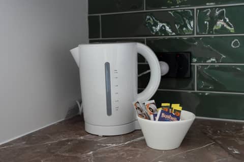 Wallaby Hotel — kitchen