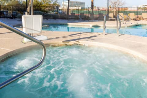 Holiday Inn Express Hotel and Suites - Henderson by IHG — photo 8