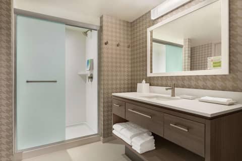 Home2 Suites By Hilton Chicago River North — photo 6
