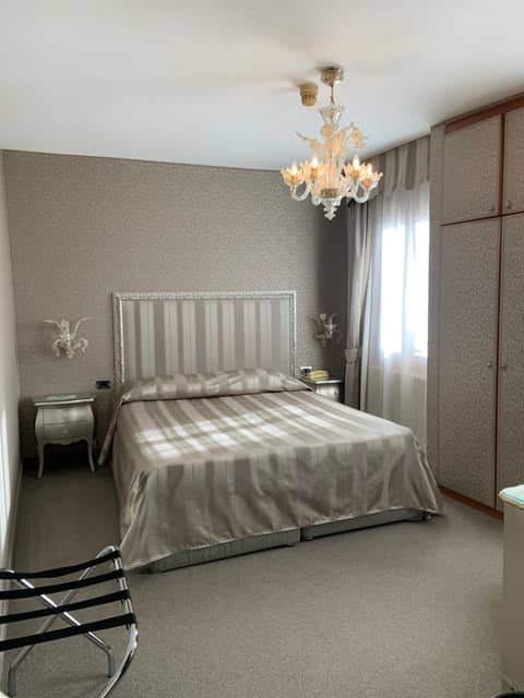 Hotel Castello — hotel room