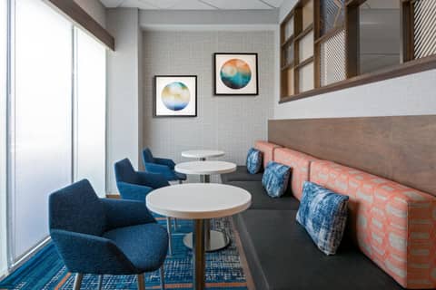 Hampton Inn Charlotte Uptown — photo 2