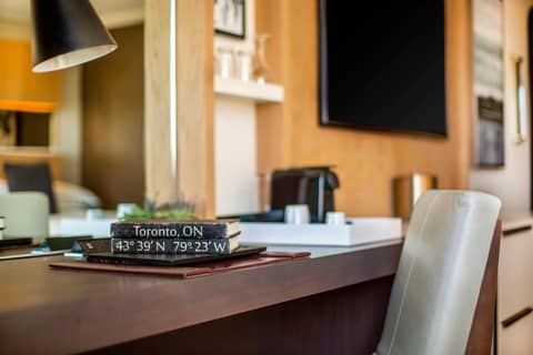 The Yorkville Royal Sonesta Hotel Toronto — photo 7