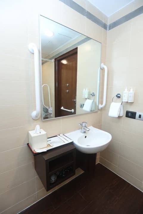 Hilton Garden Inn New Delhi/Saket — photo 2