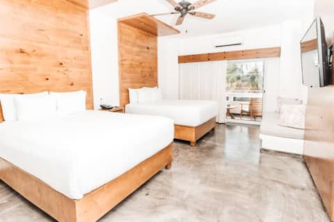 Bahia Hotel & Beach House — photo 6