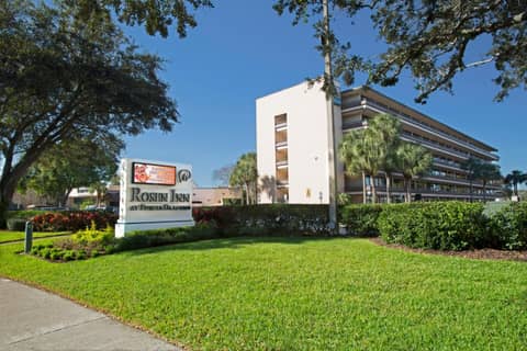 Rosen Inn at Pointe Orlando — photo 2