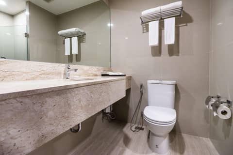 SureStay Plus by Best Western Sukhumvit 2 — photo 2