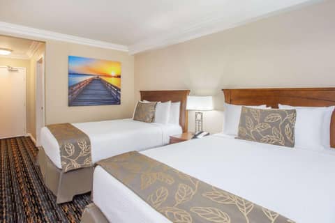 Days Inn by Wyndham San Diego Hotel Circle — photo 4