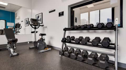 Best Western Chicago Downtown-River North — activities & amenities