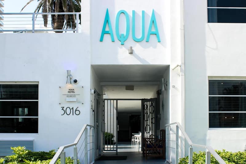 Aqua Hotel — building