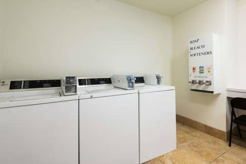 Larkspur Landing Extended Stay Suites St Louis Riverport — photo 9
