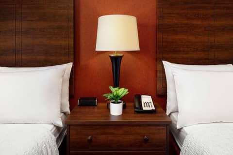 Hampton Inn & Suites Scottsdale at Talking Stick — photo 3