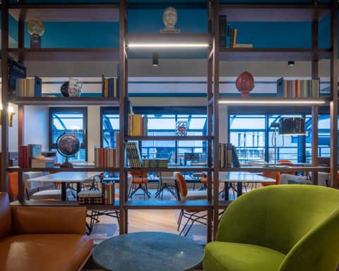 Urban Hive Milano — lounge