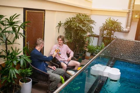 Hanoi Nostalgia Hotel & Spa — human