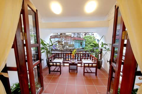 Hanoi Nostalgia Hotel & Spa — balance & terrace