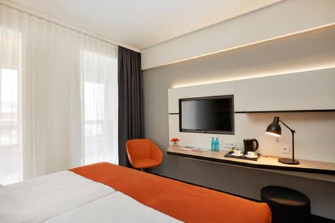 HYPERION Hotel Hamburg City, Trademark Collection by Wyndham — photo 2