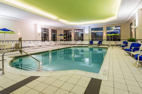 Fairfield Inn & Suites – Buffalo Airport — recepcion & lobby