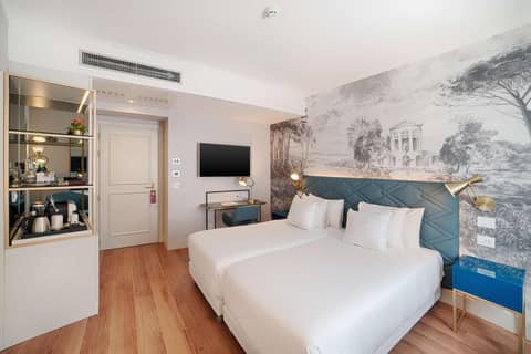 NH Collection Roma Fori Imperiali — hotel room