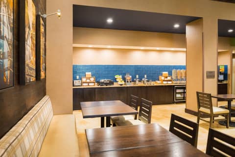 Fairfield by Marriott Inn & Suites New Orleans Downtown French Quarter Area — photo 5