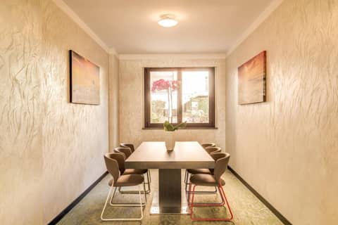 Warmthotel — meeting & event spaces