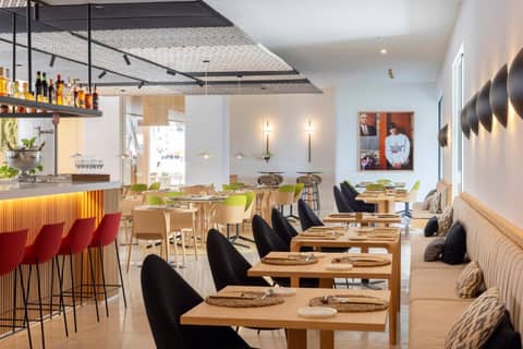 HM Palma Blanc — dining
