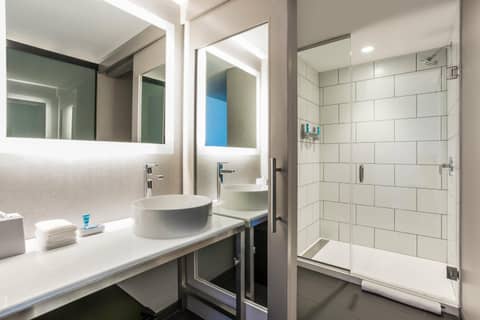 Aloft by Marriott Austin Downtown — photo 9