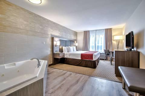 Comfort Inn & Suites Calgary South — photo 7
