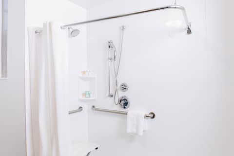 Ocean Reef Suites — photo 4