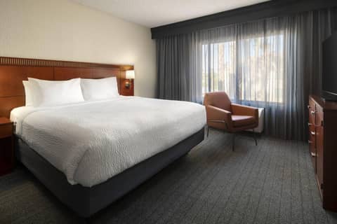 Courtyard by Marriott Palm Springs — photo 4